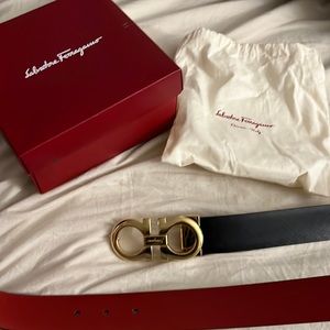 Women’s belt practically new